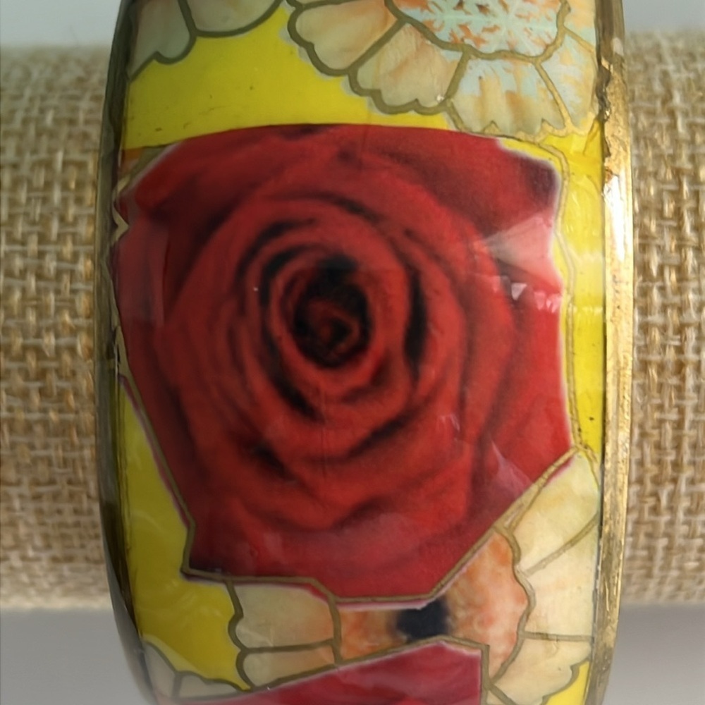 Vintage Yellow Enamel Rose and GoldTone Bracelet - Picture 3 of 5